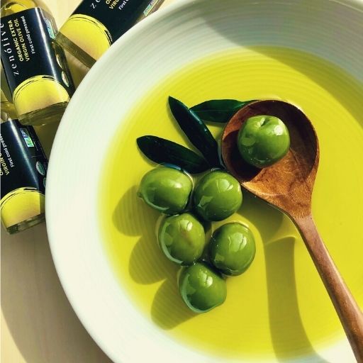 Cold-pressed early harvest Tunisian olives